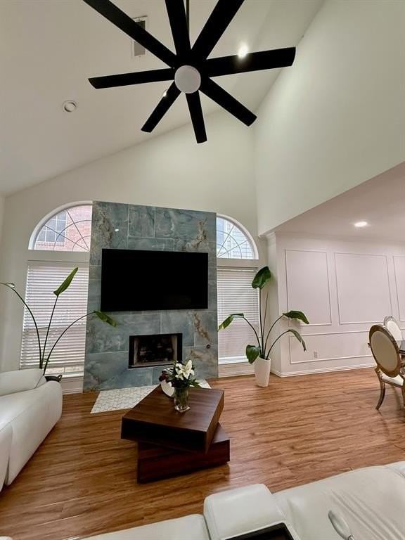 417 Moonlight Way - Photo 2 of 31