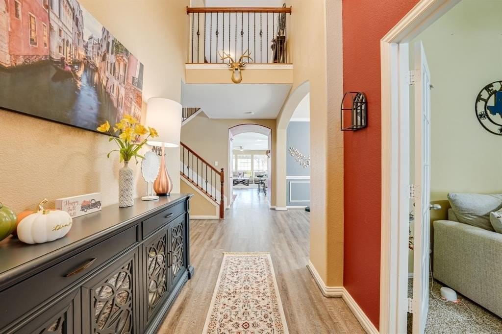 310 Cox Dr - Photo 4 of 36