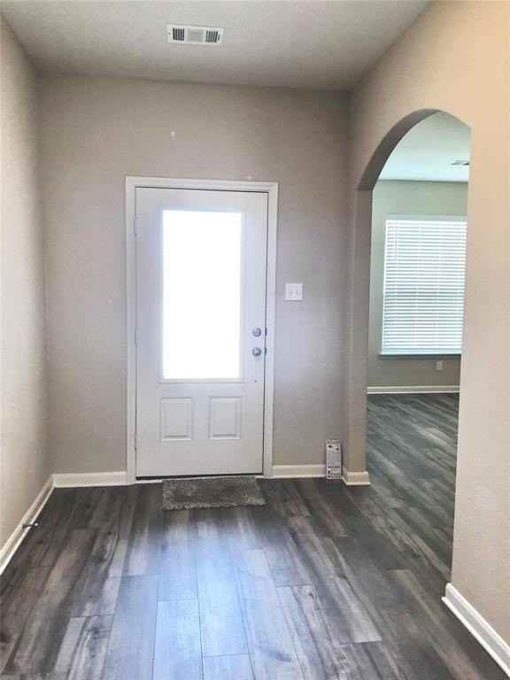 1710 Sandalwood Way - Photo 3 of 31