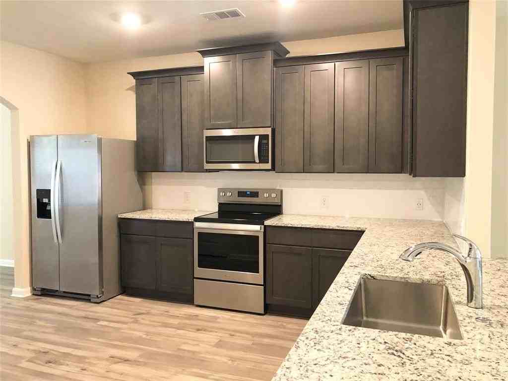 1901 Dahlia Way - Photo 5 of 27