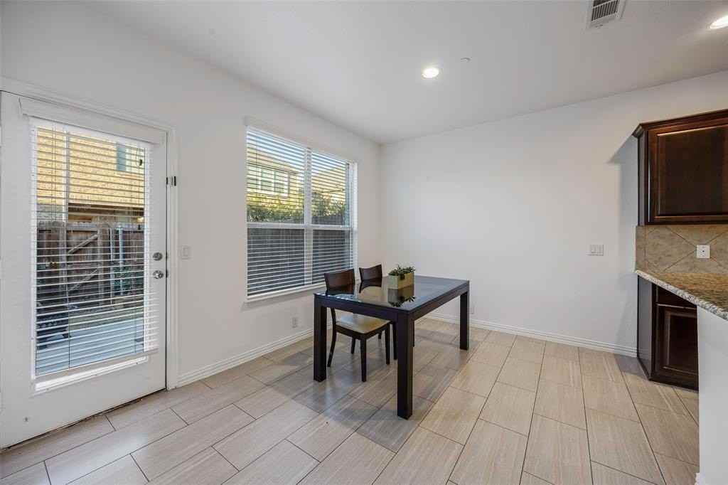 888 Caballero Dr - Photo 7 of 27