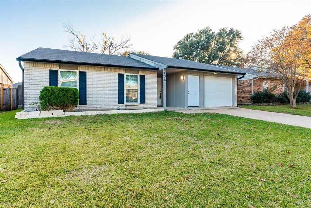 538 Hawthorne Dr - Photo 2 of 29