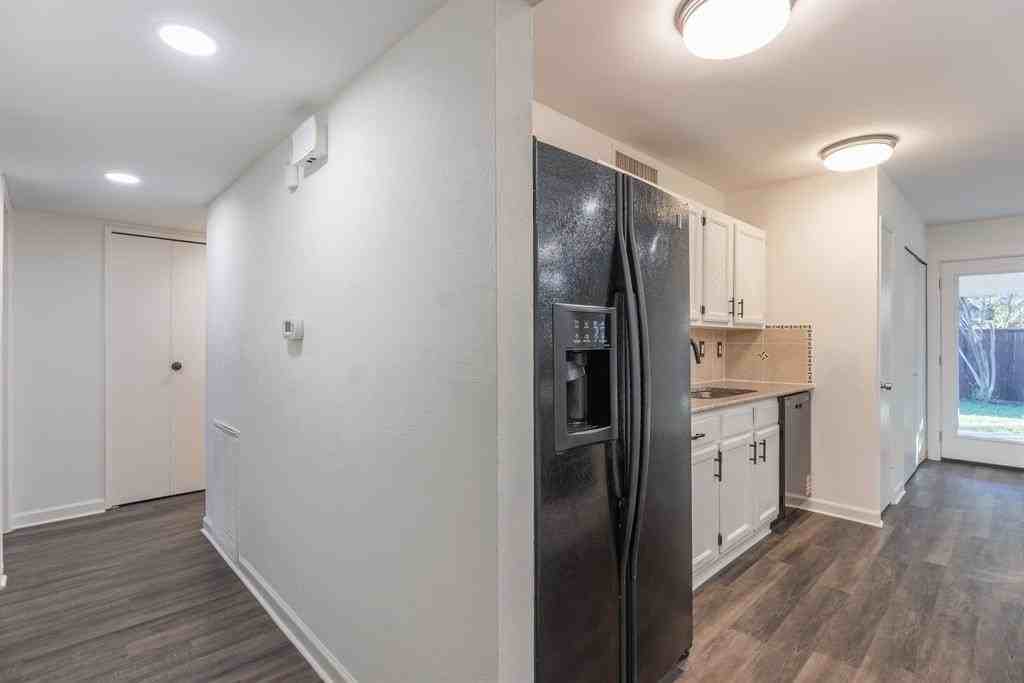 538 Hawthorne Dr - Photo 7 of 29