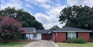 1510 Hulme St - Photo 1 of 1