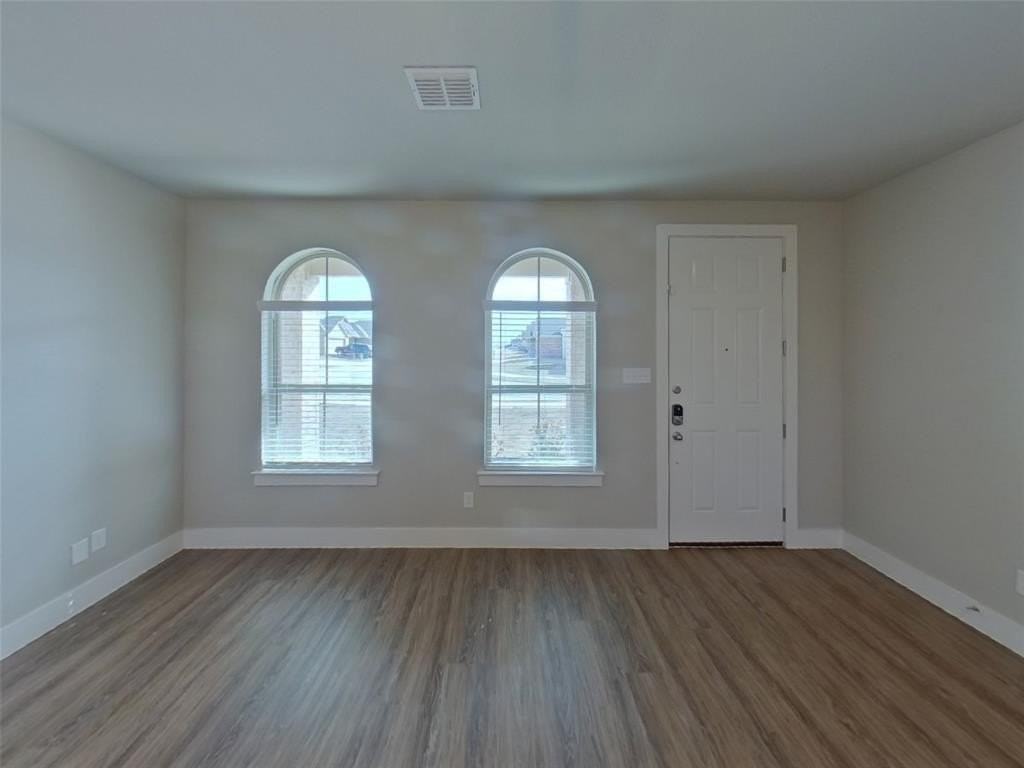 10381 Fort Ewell Trl - Photo 4 of 16