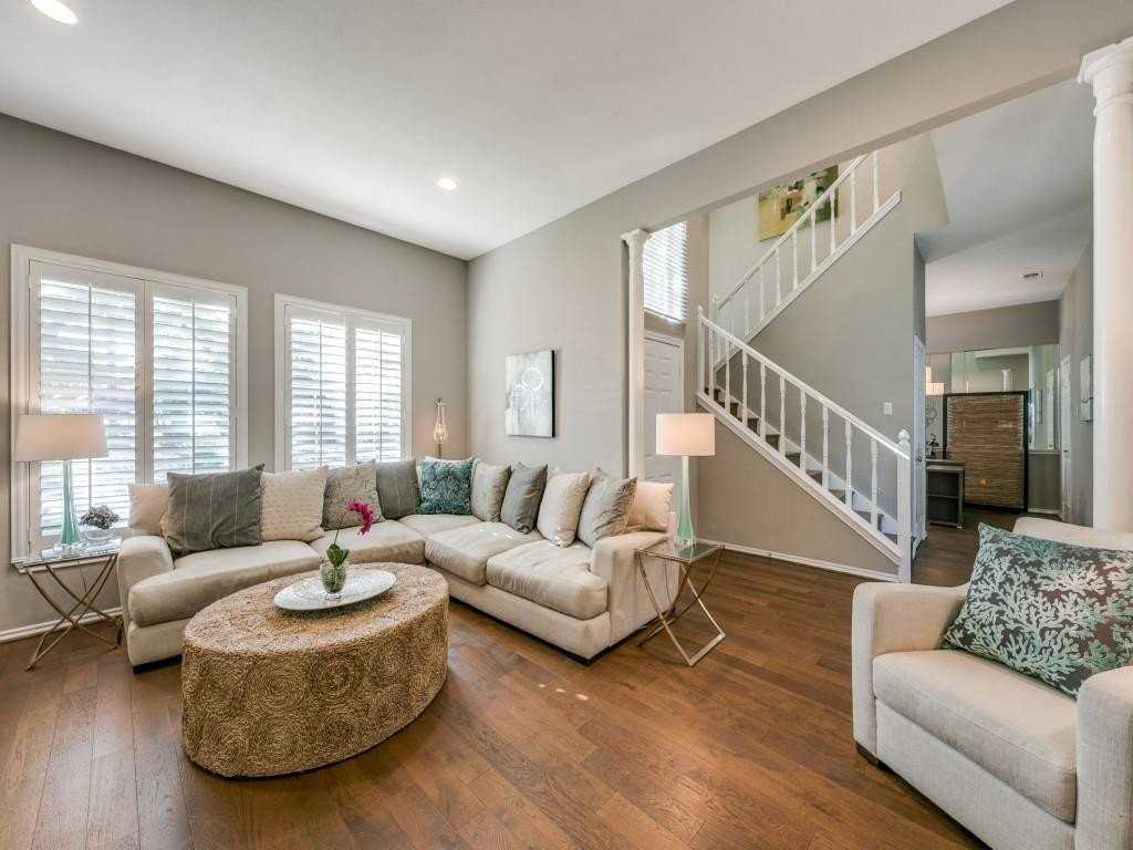 10805 Stone Canyon Rd - Photo 7 of 19