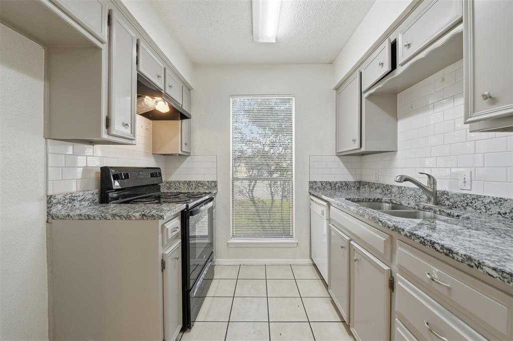 2728 Westchester Dr - Photo 3 of 24