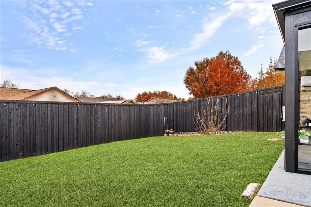 1208 Kesser Dr - Photo 7 of 39