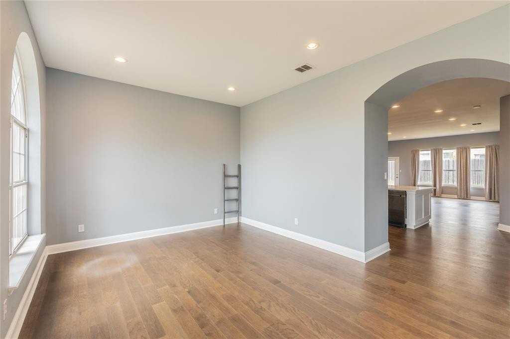 3331 Sedona Dr - Photo 5 of 36