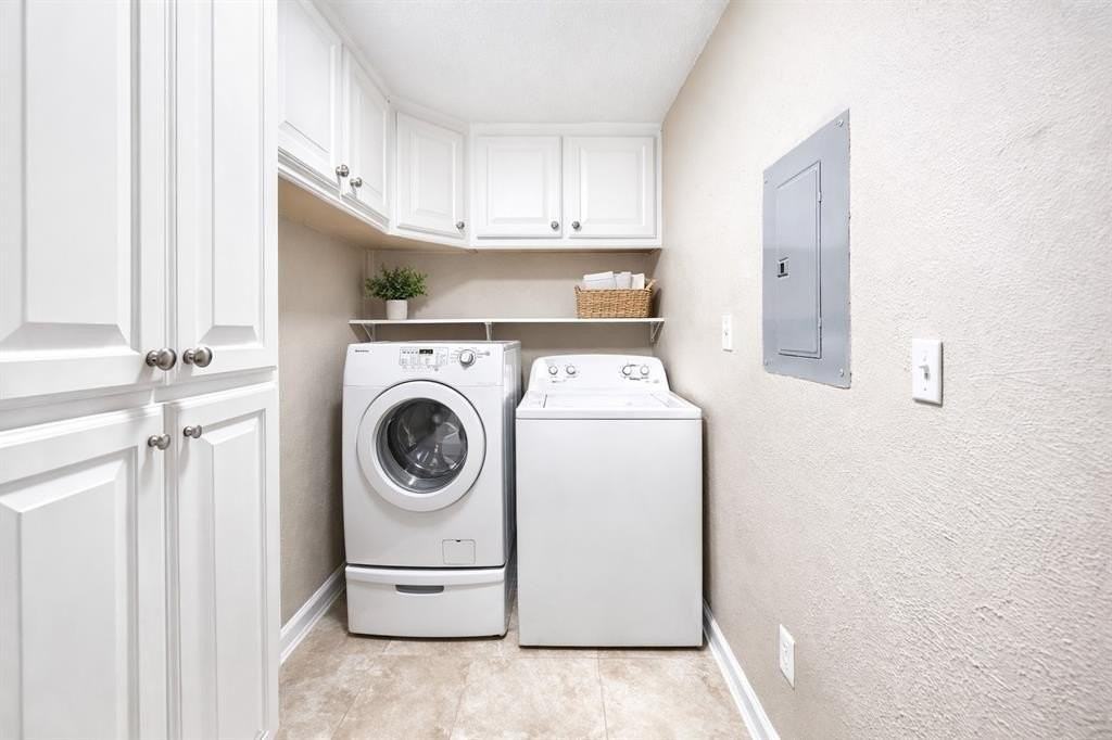 1507 Briarwood Blvd - Photo 6 of 29