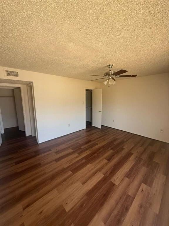 12812 Woodbend Ct - Photo 5 of 17