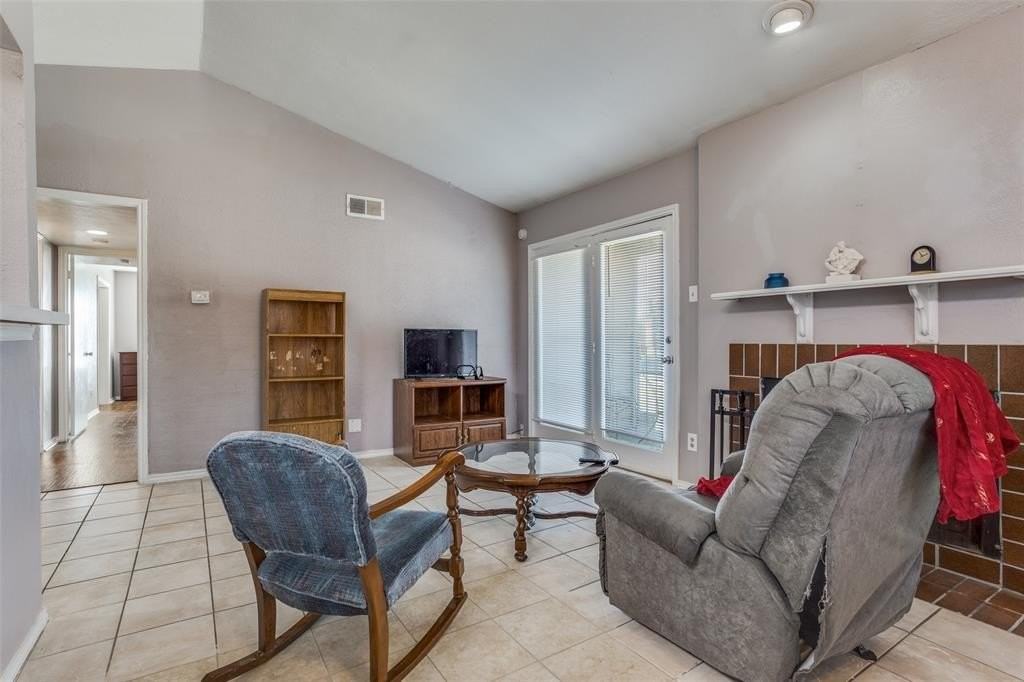 5913 Lake Hubbard Pkwy #221 - Photo 5 of 12