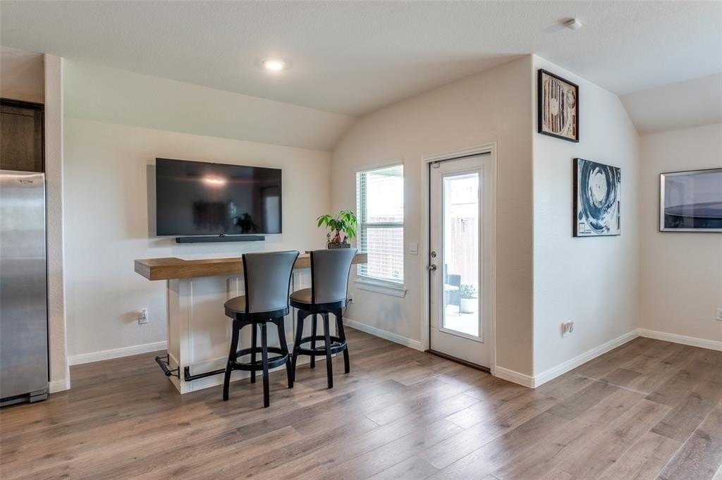 7216 Raynor Pl - Photo 6 of 24