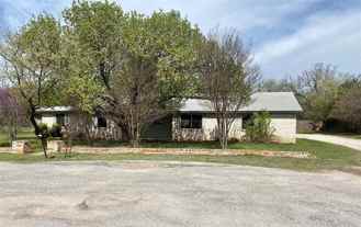 404 Mcsmith Ct - Photo 1 of 1