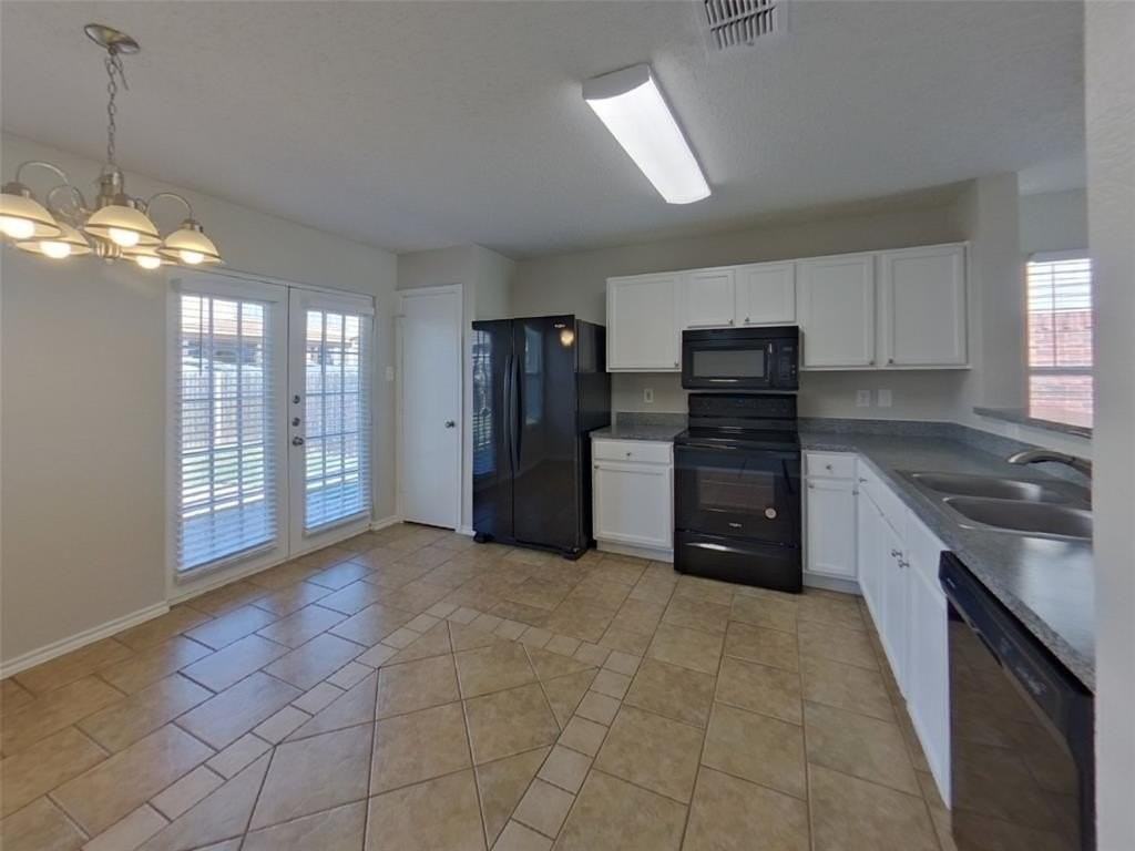 4604 Palm Ridge Dr - Photo 4 of 16