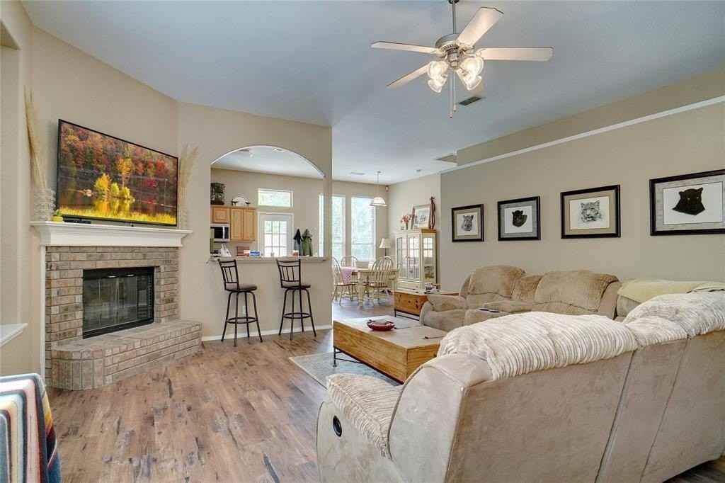 800 Chrissy Creek Ln - Photo 2 of 24