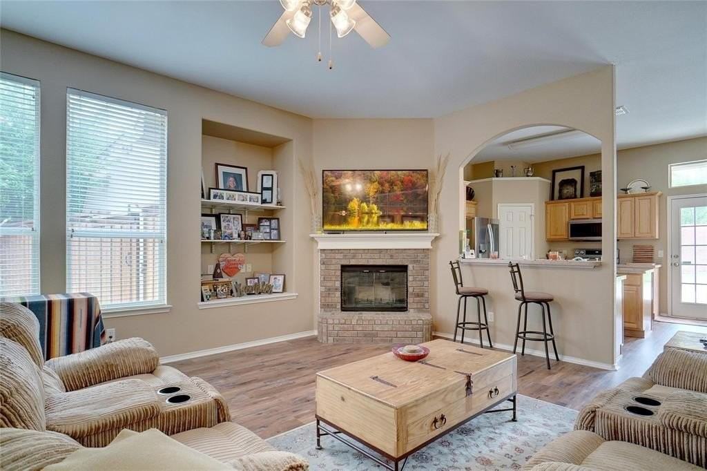 800 Chrissy Creek Ln - Photo 4 of 24