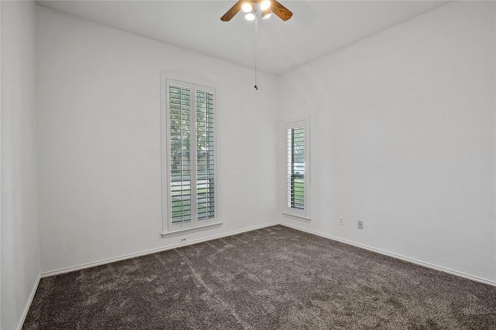 3321 Heather Hill Dr - Photo 5 of 21