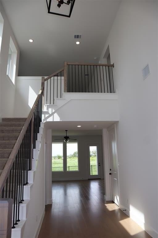 205 Chestnut St - Photo 2 of 19