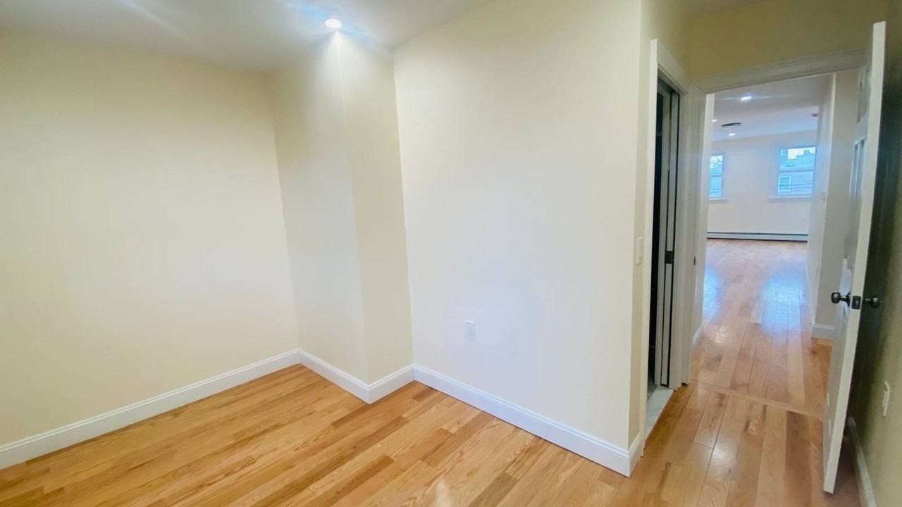 37th Street & 23rd Ave - Photo 7 of 13