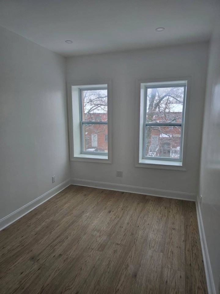 2050 Strauss St #2 - Photo 6 of 11