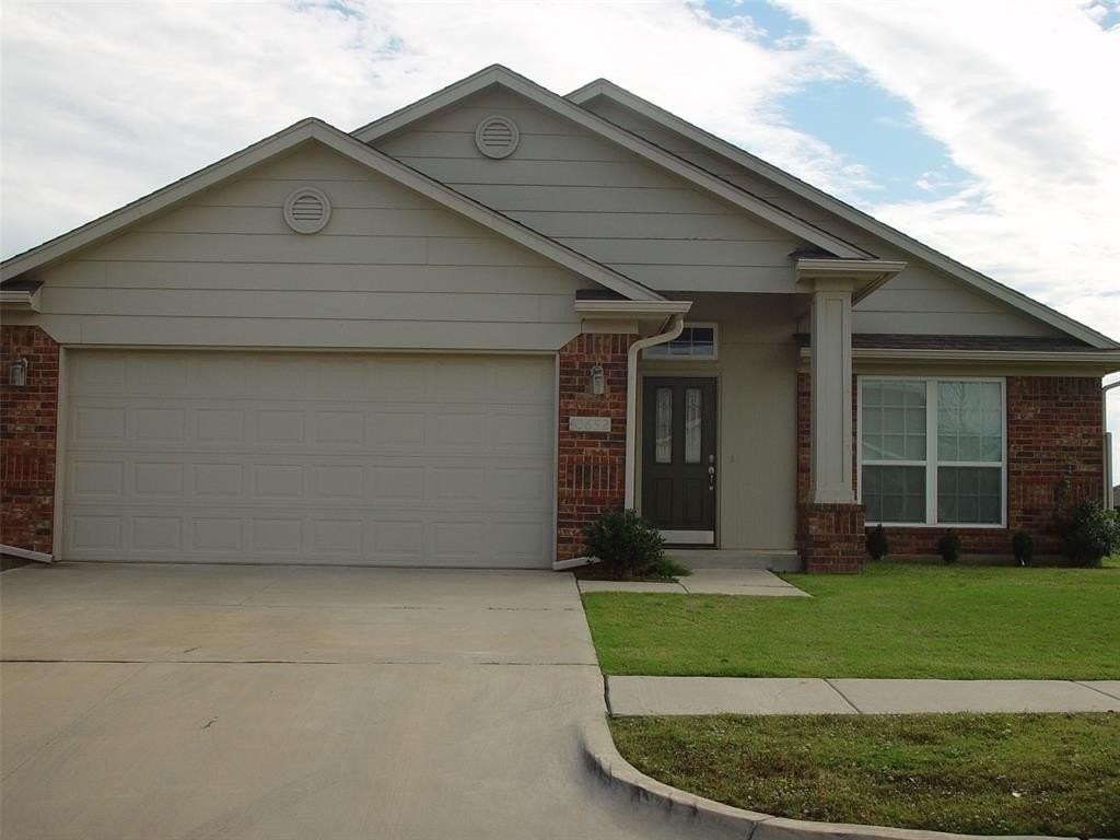 10652 Nw 33rd St - Photo 3 of 31