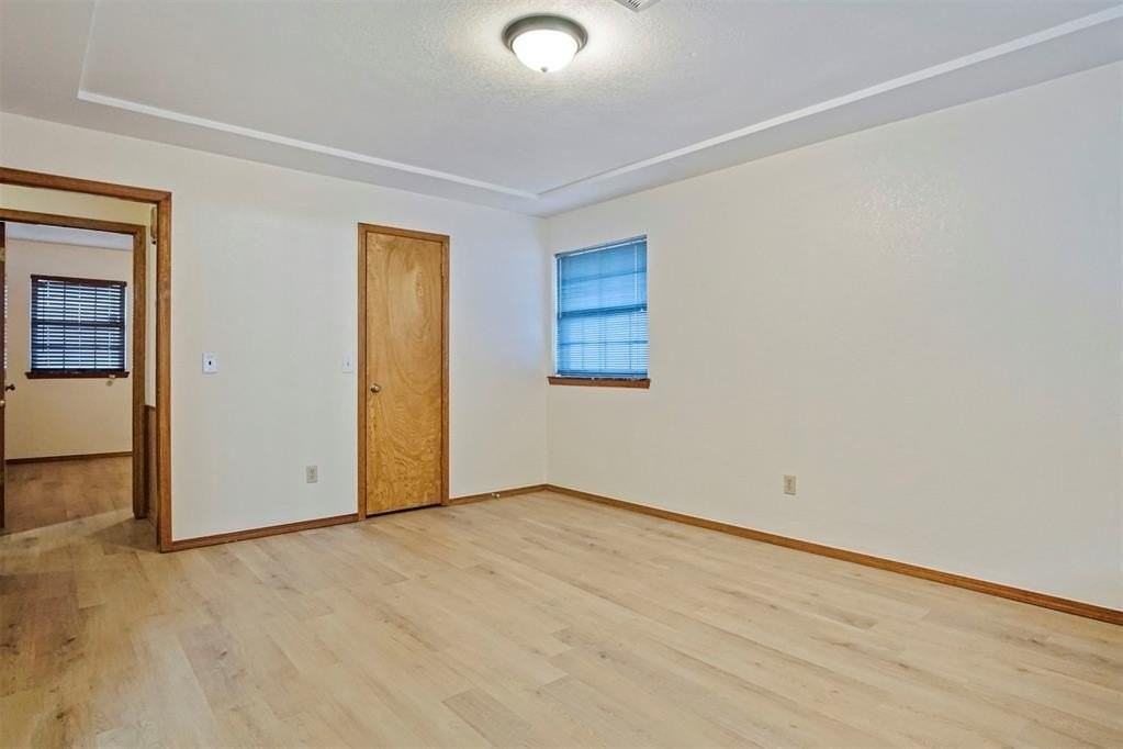 1125 N Patterson Dr - Photo 6 of 34