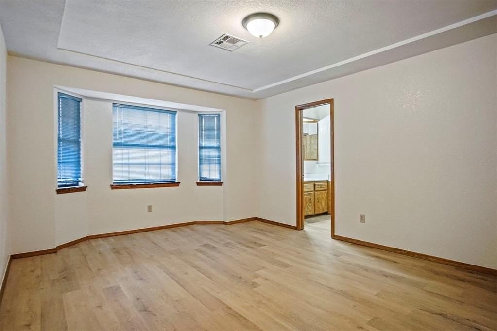 1125 N Patterson Dr - Photo 7 of 34