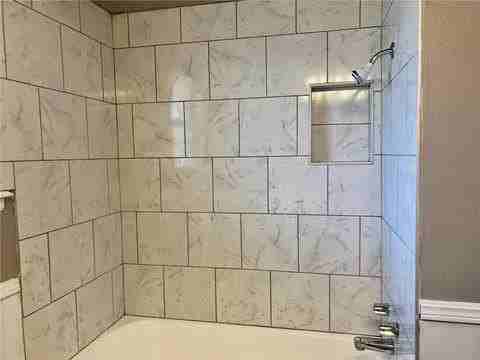 1810 Bellaire Dr - Photo 7 of 15