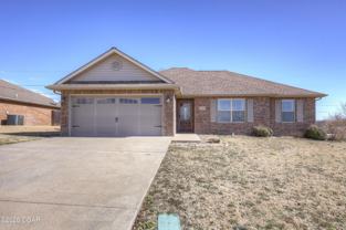 3113 Jefferson Ave - Photo 1 of 1