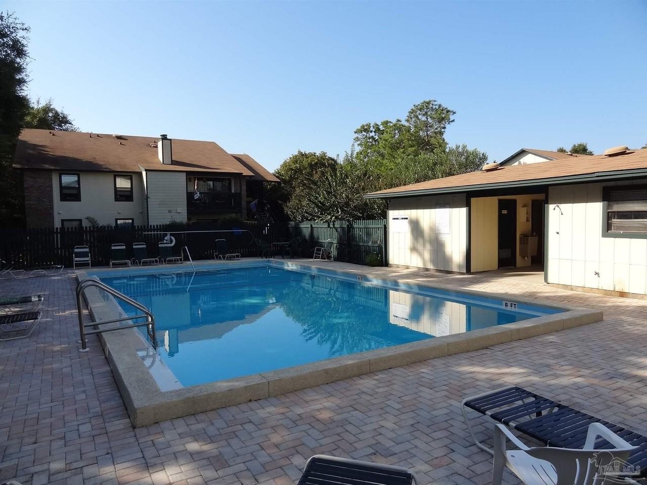 2299 Scenic Hwy Apt R6 - Photo 2 of 30