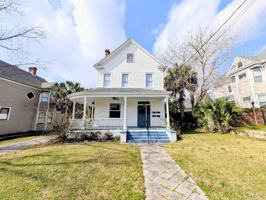 featured image of 911 N Spring St Apt 4 #Apt 4