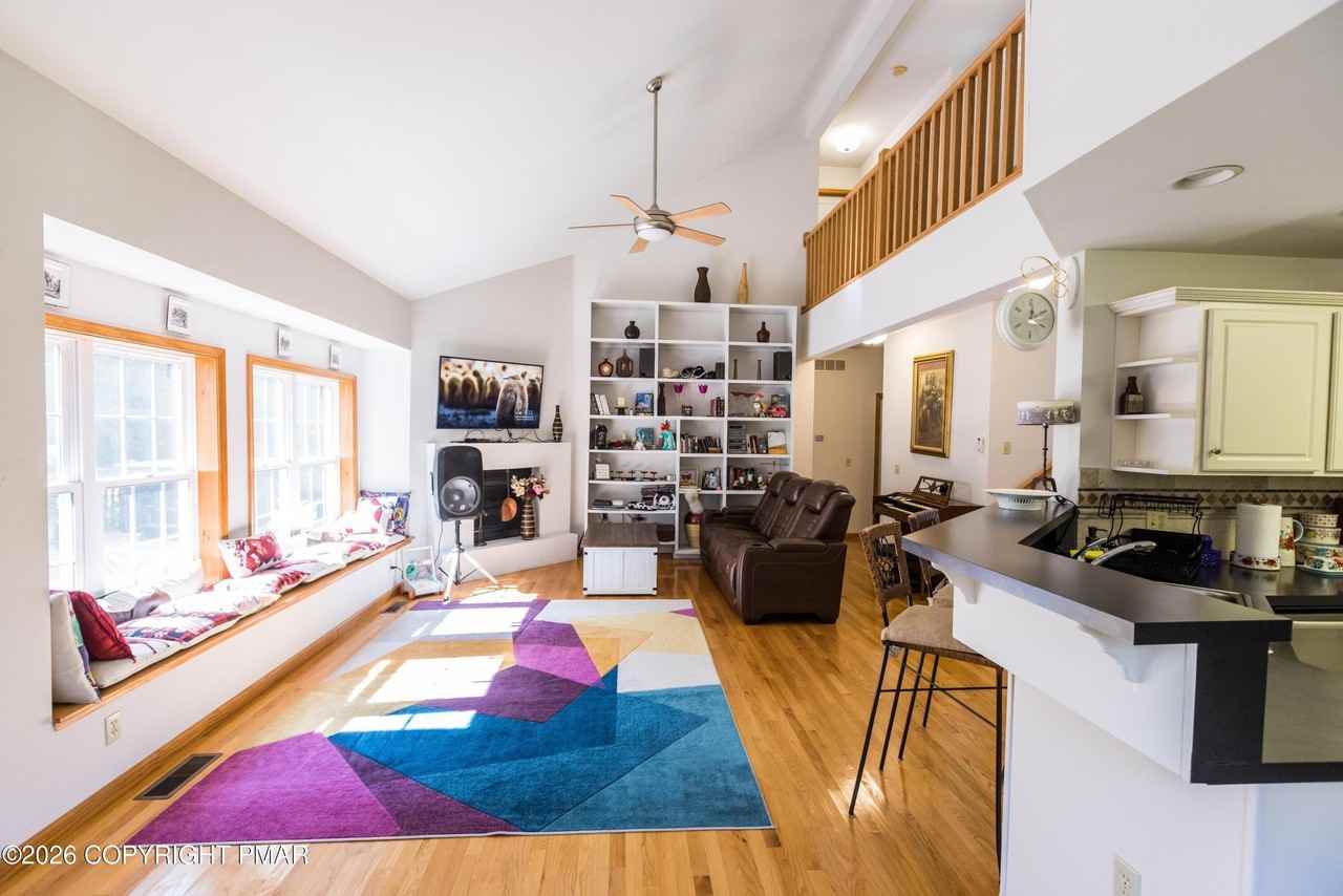 9 Adventure Dr - Photo 4 of 21