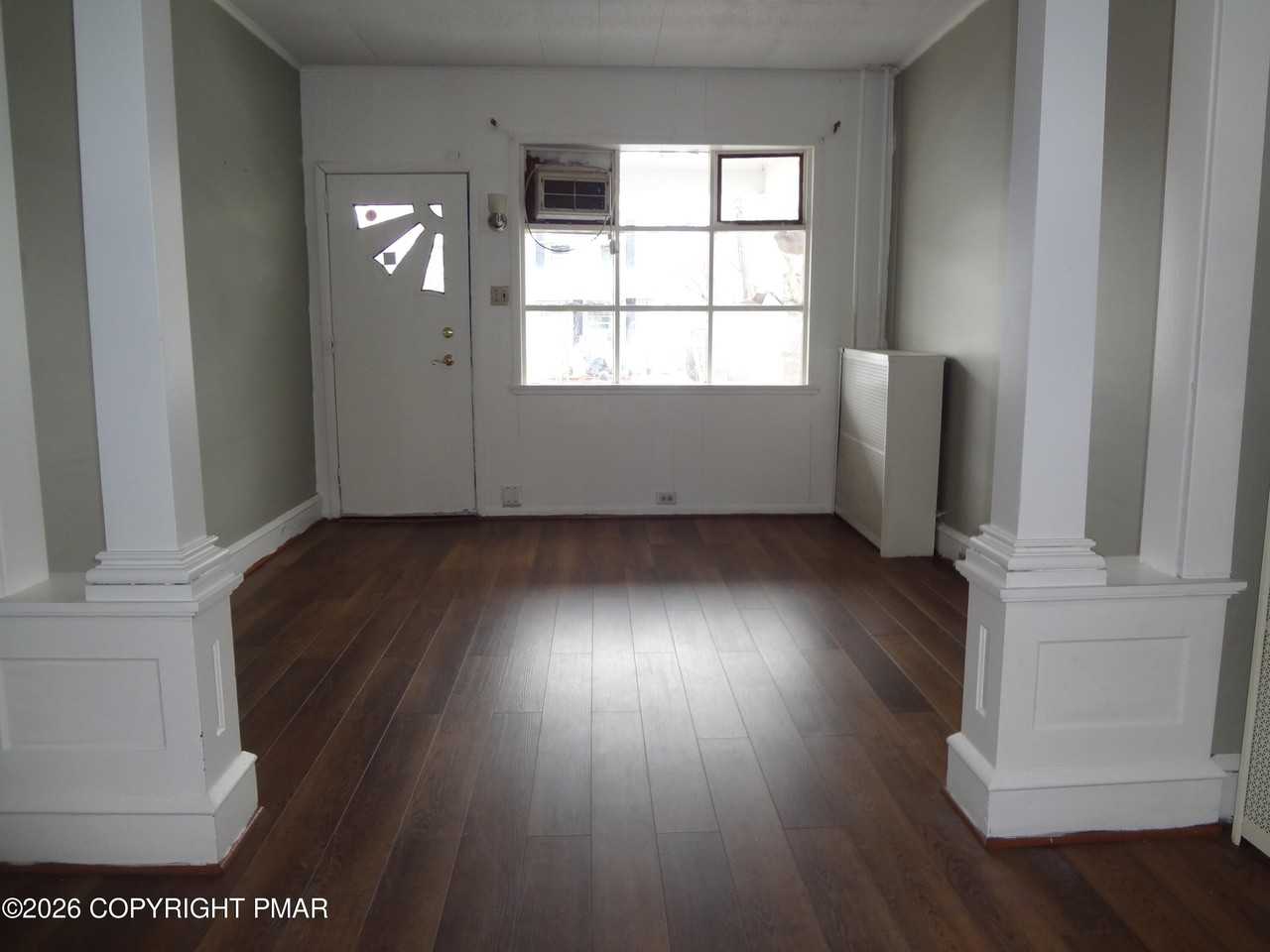 50 Center St - Photo 3 of 17