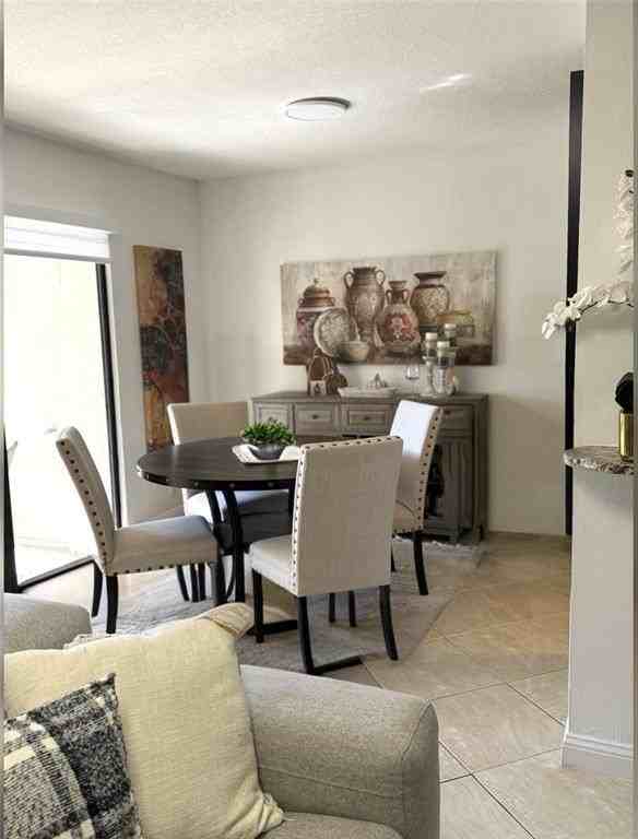 8014 Nw 15th Mnr #8014 - Photo 4 of 26