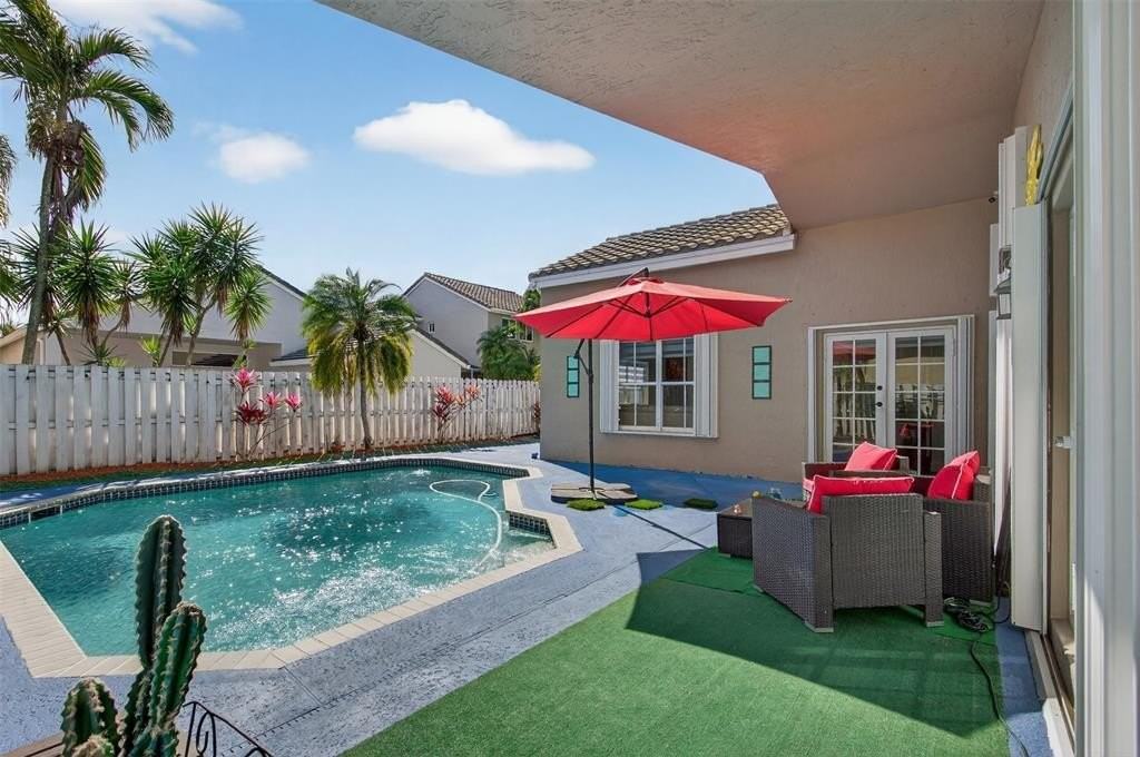 1005 Cedar Falls Dr - Photo 3 of 29