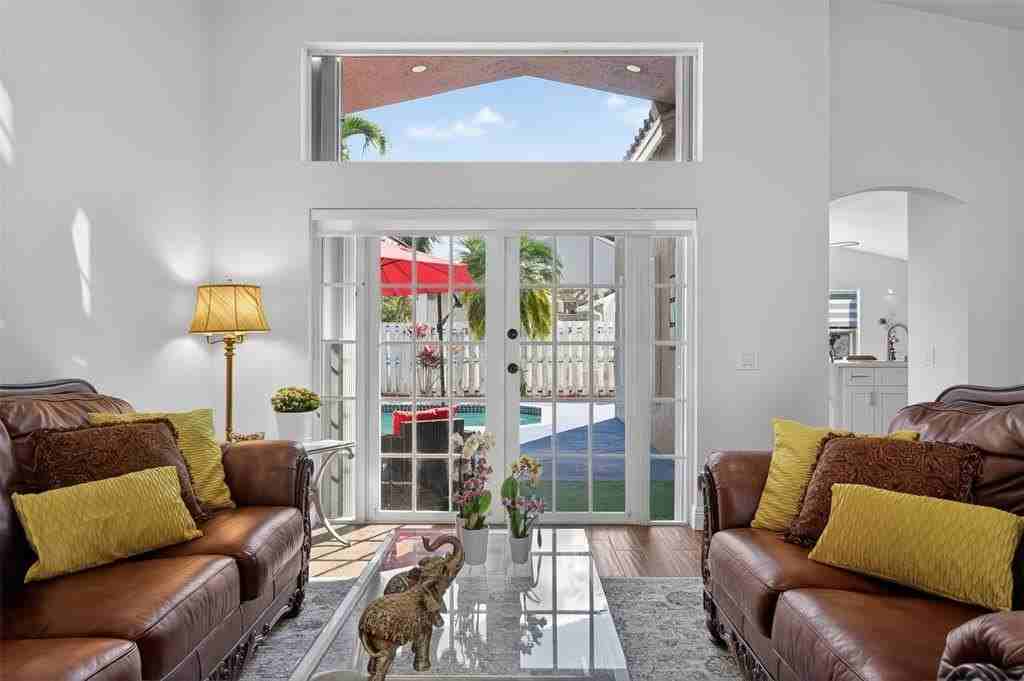 1005 Cedar Falls Dr - Photo 6 of 29