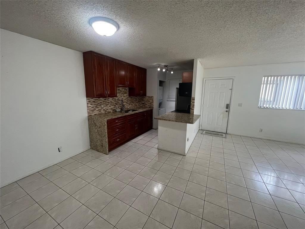 588 Trace Cir #206 - Photo 7 of 10