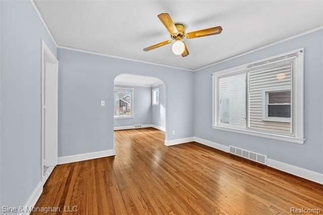 541 Jewell St - Photo 6 of 16