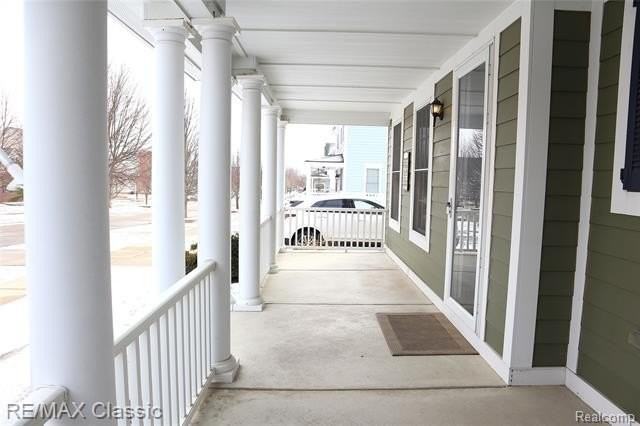 50595 Coolidge St - Photo 6 of 38