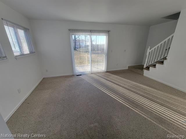 2311 11th St - Photo 4 of 10