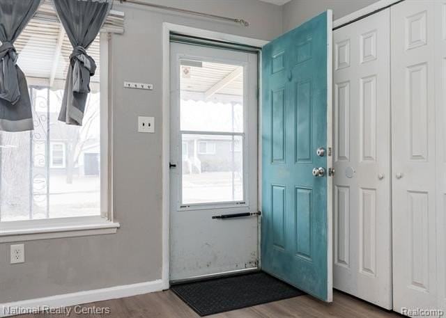 26344 Groveland St - Photo 2 of 19