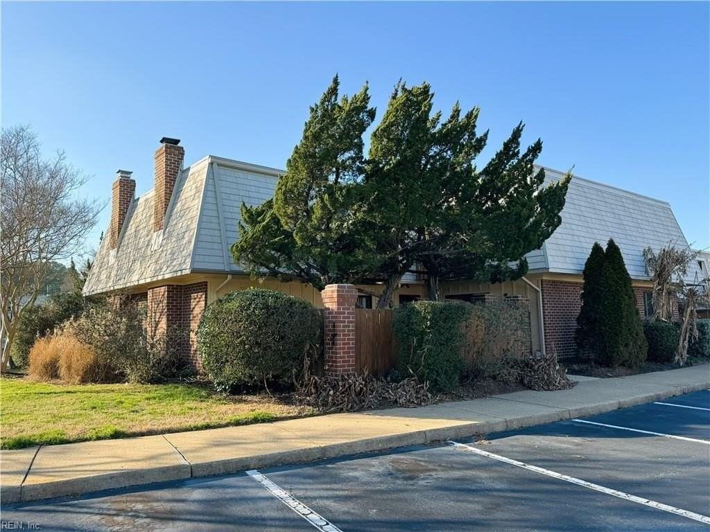 401 Marsh Duck Way - Photo 3 of 26