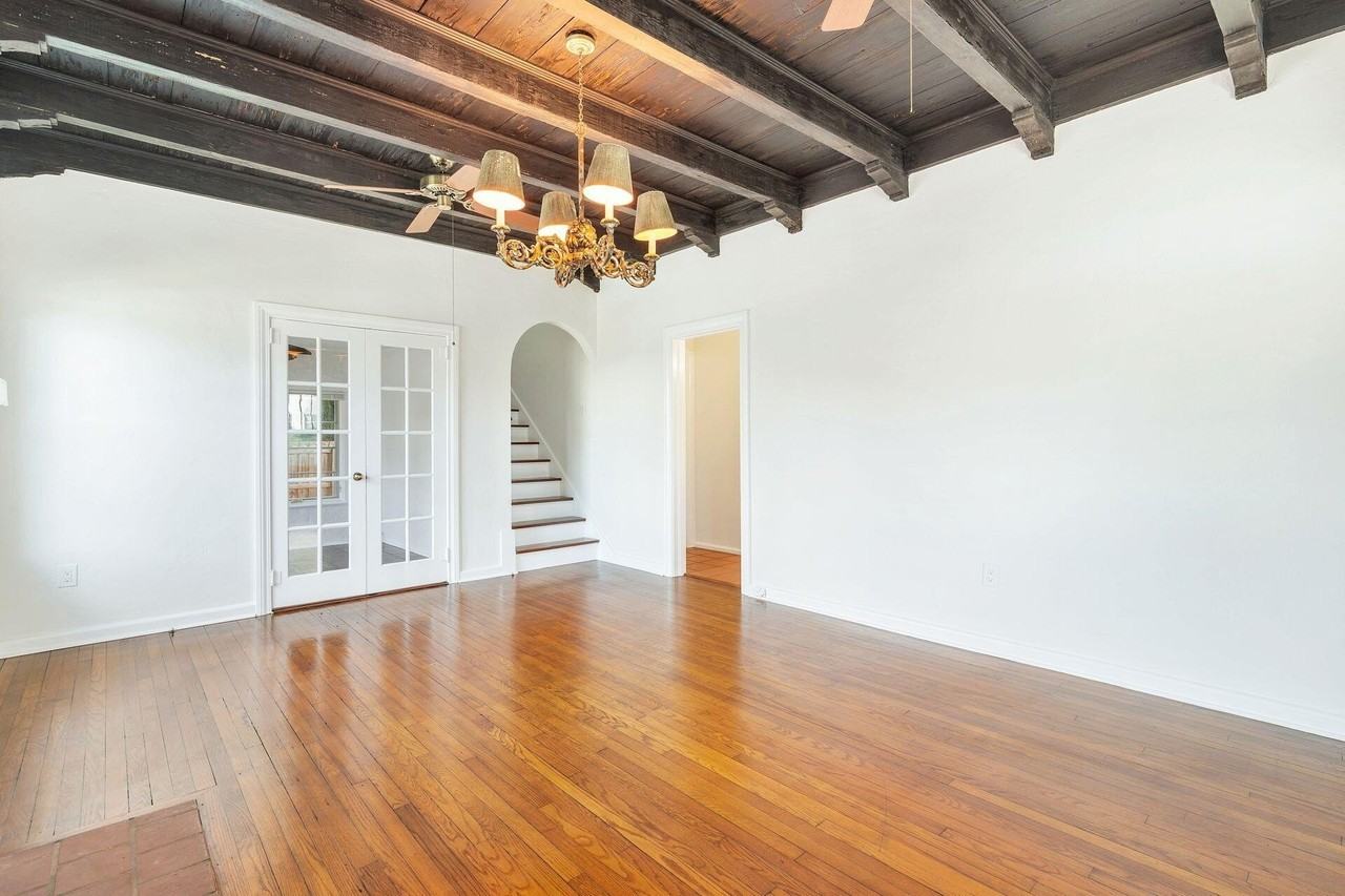 108 Rutland Blvd - Photo 2 of 29