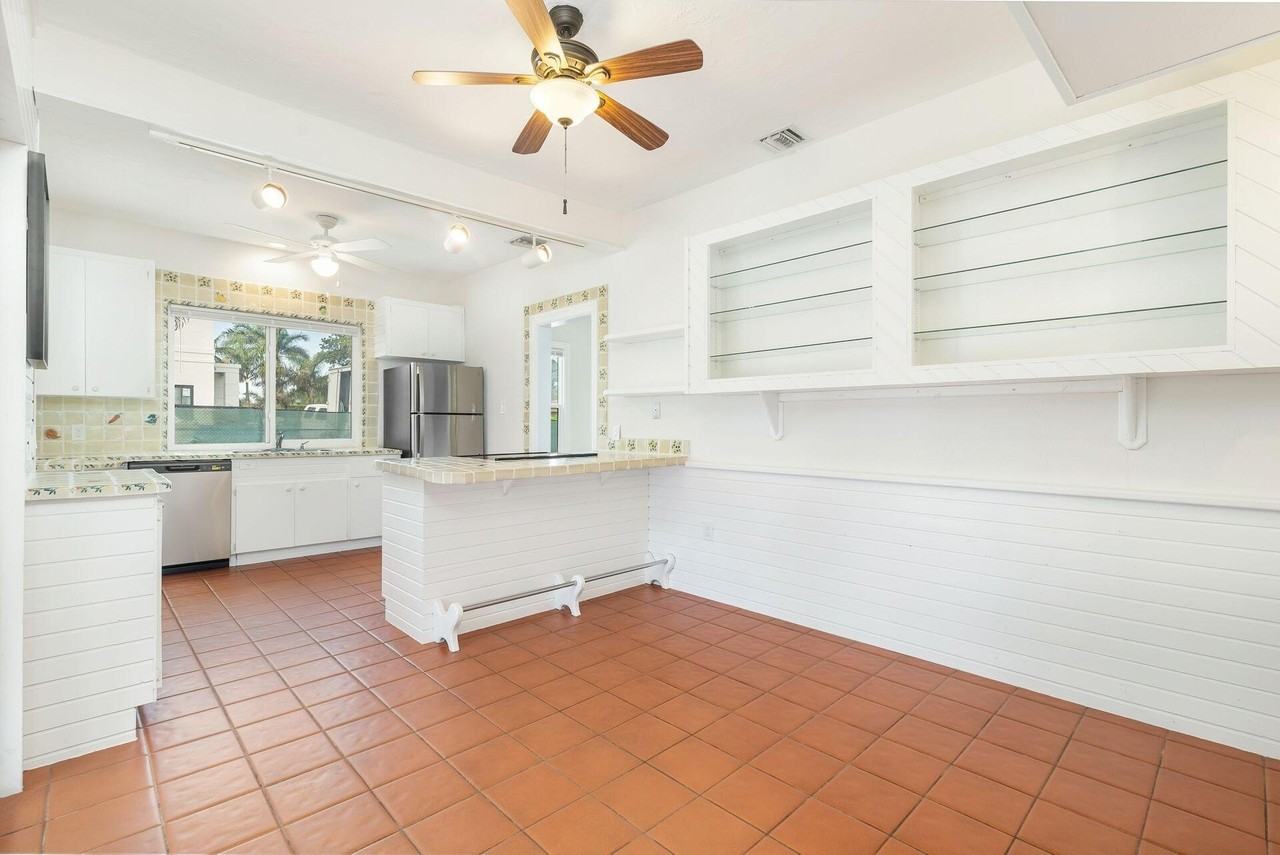 108 Rutland Blvd - Photo 6 of 29