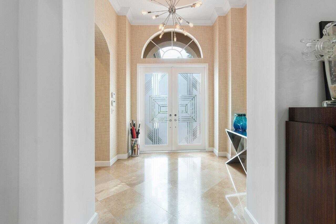 237 Porto Vecchio Way - Photo 3 of 31