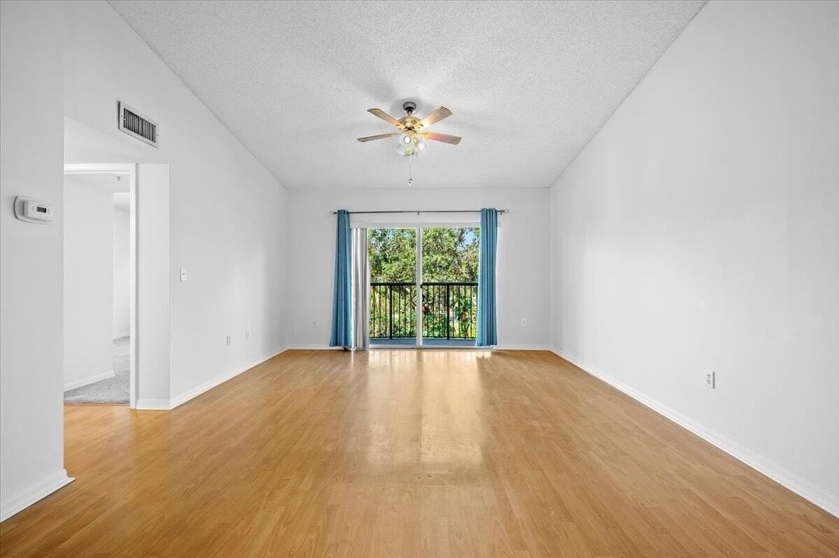 200 Crestwood Ct N #211 - Photo 7 of 24