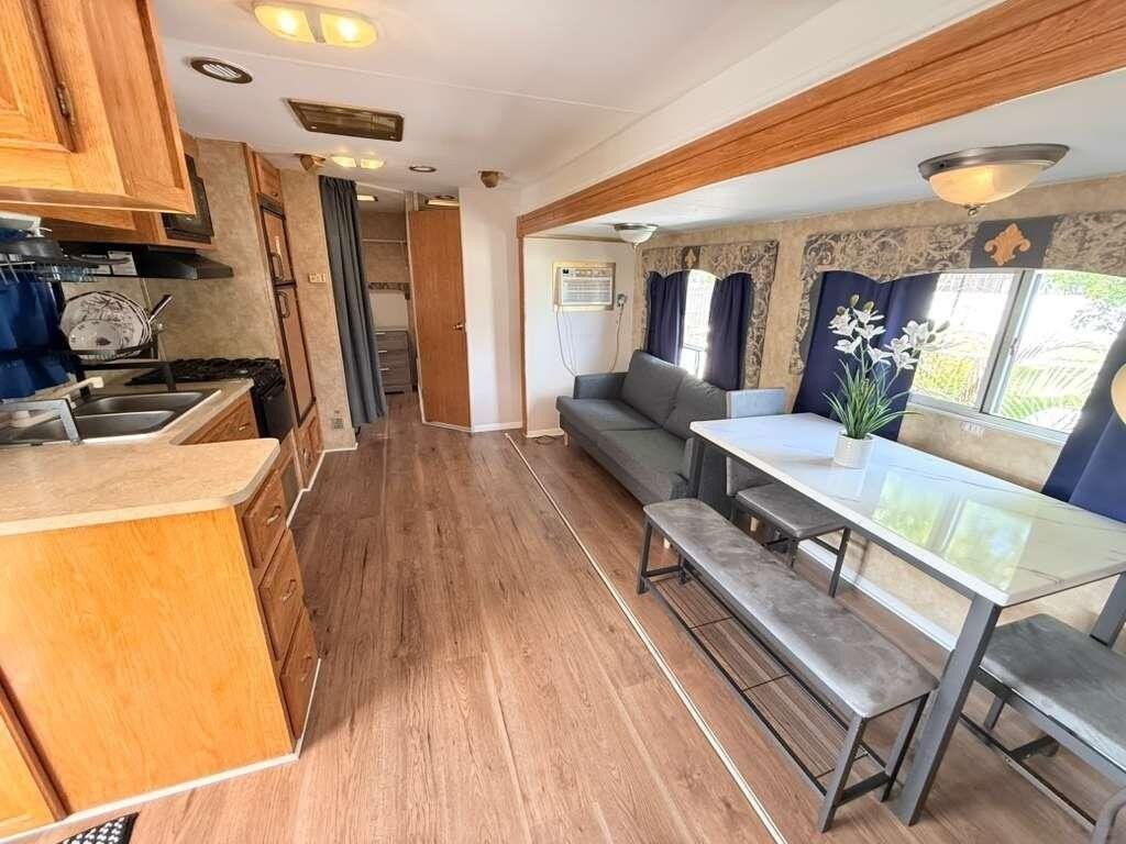 1938 Sw Diamond St #201 - Photo 2 of 9