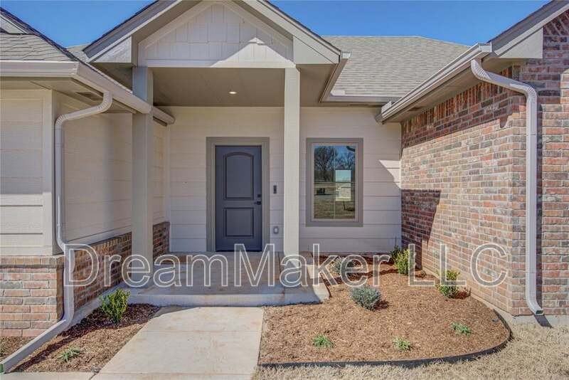 138 Trimble Dr - Photo 4 of 36