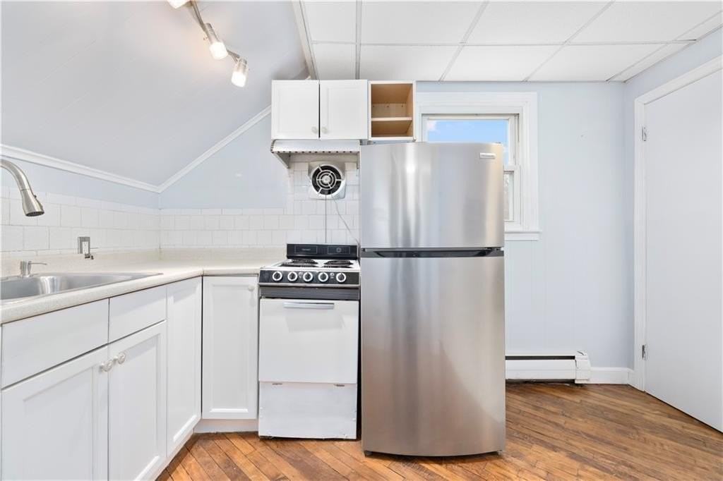 4 Rego Rd - Photo 7 of 19